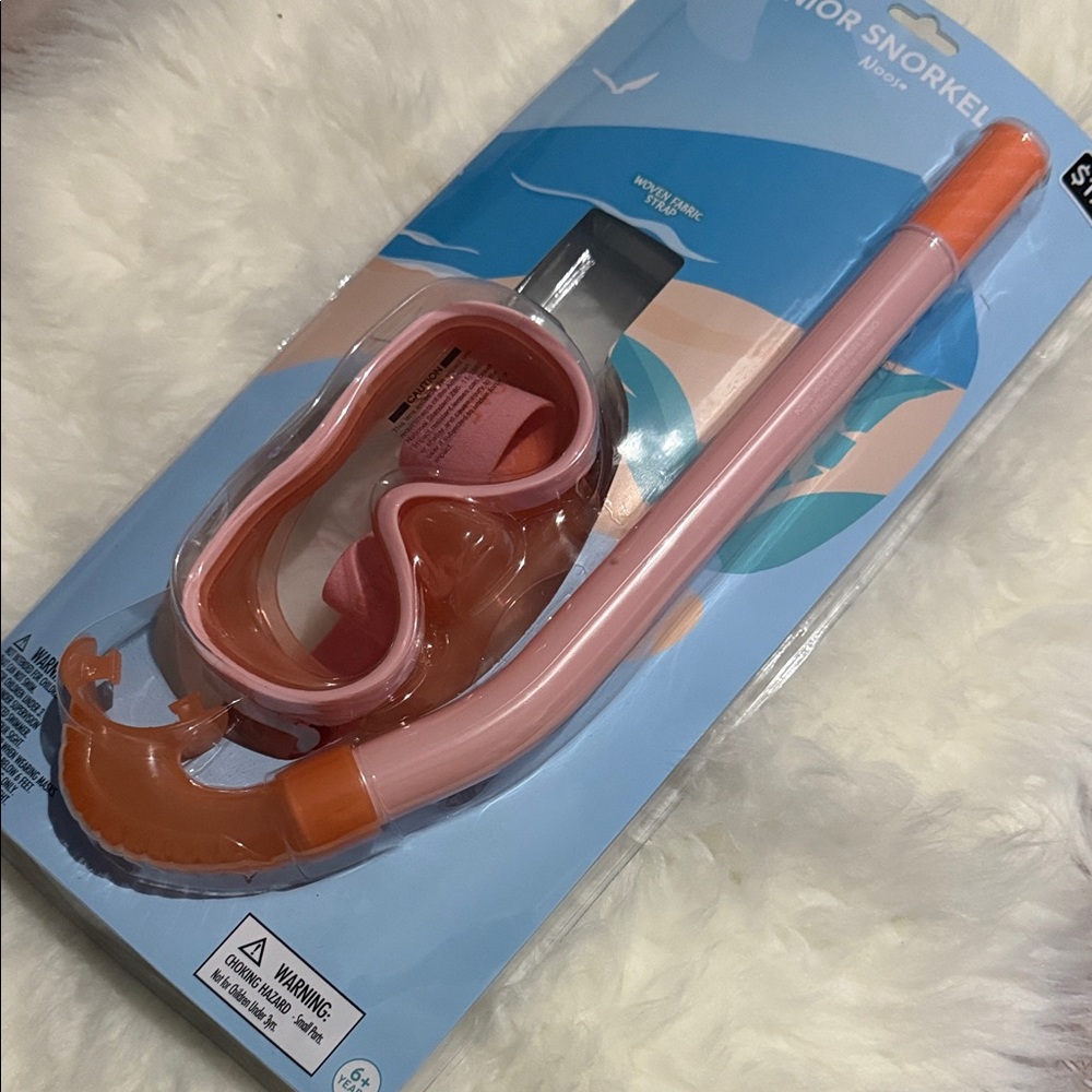 Peach Snorkel Set